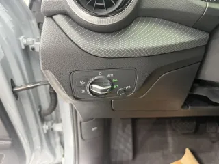 Audi Q2 2022 — фото 7 из 23