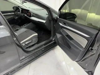 Volkswagen Golf 2022 — фото 19 из 56