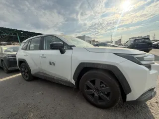 Toyota RAV4 2026 — фото 2 из 7