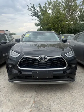 Toyota Highlander 2026 — фото 1 из 7