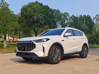 Jetour X70 Plus 2023 — фото 22 из 25