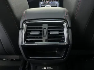 Skoda Karoq 2022 — фото 22 из 29