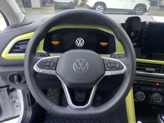 Volkswagen T-Roc 2023 — фото 34 из 41