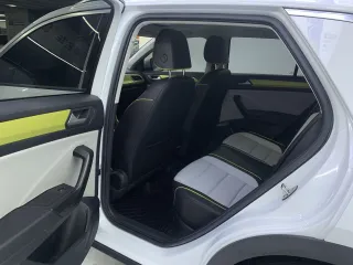 Volkswagen T-Roc 2023 — фото 15 из 41
