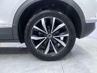 Volkswagen T-Roc 2023 — фото 20 из 41