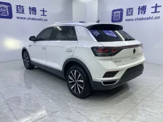 Volkswagen T-Roc 2023 — фото 21 из 41