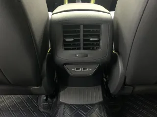 Volkswagen T-Roc 2023 — фото 16 из 41