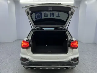 Audi Q2 2022 — фото 17 из 29