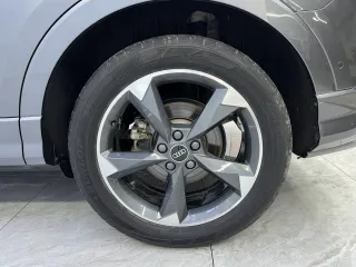 Audi Q3 2023 — фото 20 из 30