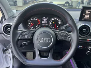 Audi Q2 2023 — фото 13 из 28