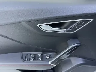 Audi Q2 2023 — фото 21 из 28