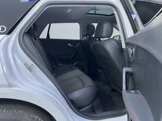 Audi Q2 2023 — фото 12 из 28