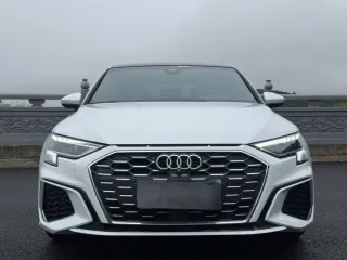 Audi A3 2022 — фото 2 из 26