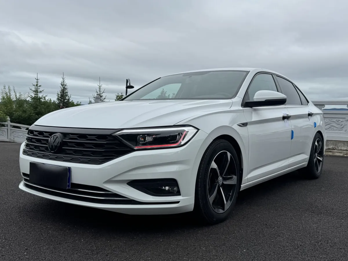 Volkswagen Sagitar
