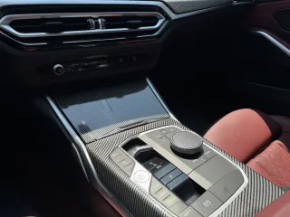 BMW 3-Series 2023 — фото 14 из 27