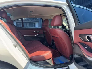 BMW 3-Series 2023 — фото 9 из 27