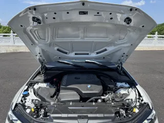 BMW 3-Series 2023 — фото 20 из 27