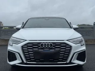 Audi A3 2022 — фото 2 из 27