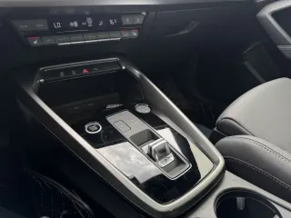 Audi A3 2022 — фото 13 из 58