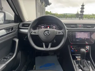 Skoda Superb 2022 — фото 13 из 34