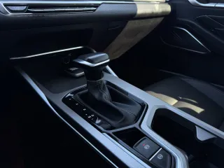Geely Emgrand 2023 — фото 32 из 56