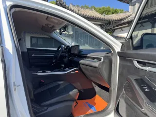 Geely Emgrand 2023 — фото 30 из 56