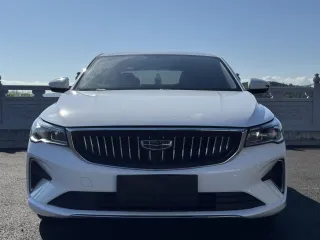 Geely Emgrand 2023 — фото 2 из 56