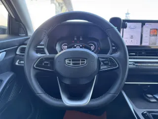Geely Emgrand 2023 — фото 34 из 56
