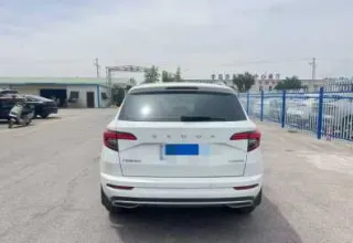 Skoda Karoq 2023 — фото 5 из 8