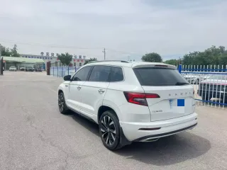 Skoda Karoq 2023 — фото 4 из 8