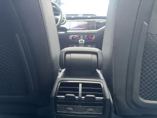 Audi Q3 2022 — фото 18 из 58