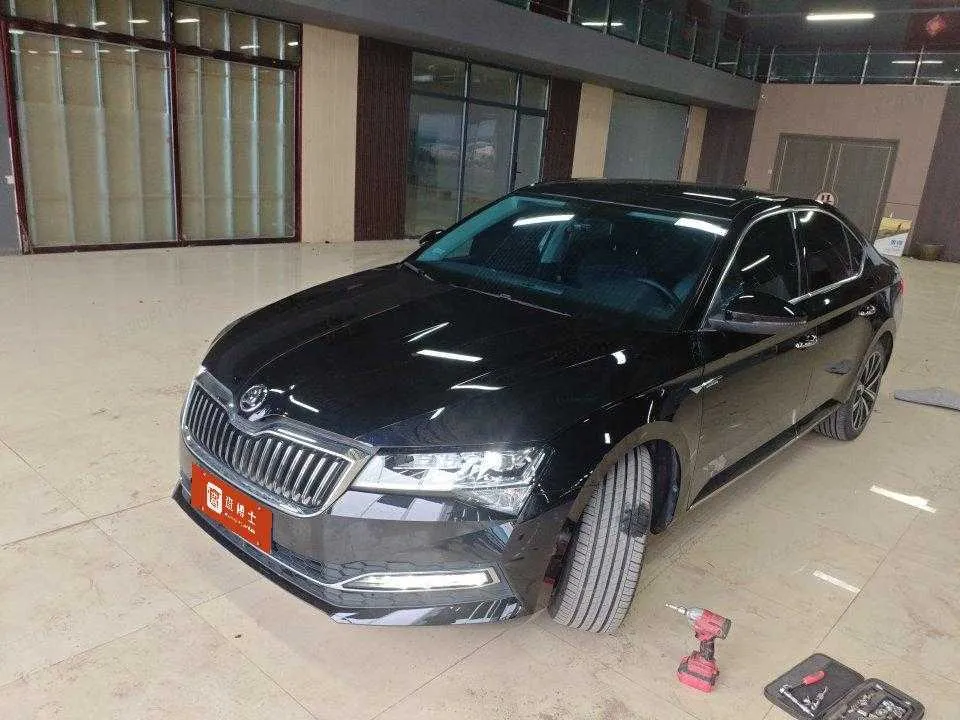 Skoda Superb