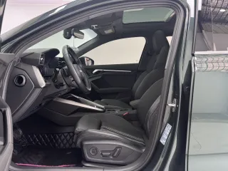 Audi A3 2023 — фото 10 из 18