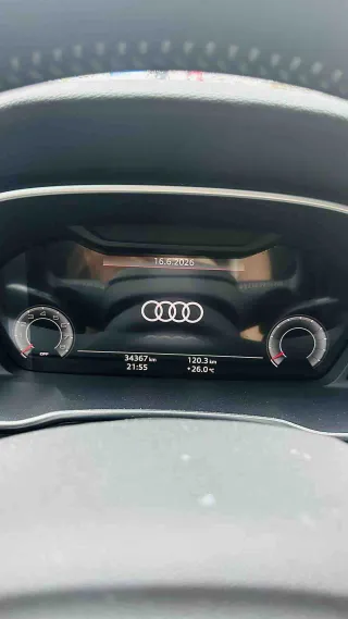 Audi Q3 2022 — фото 6 из 6
