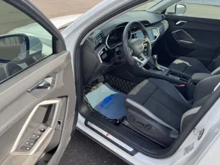 Audi Q3 2022 — фото 7 из 30