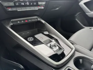 Audi A3 2022 — фото 12 из 25