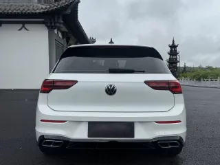 Volkswagen Golf 2022 — фото 1 из 27