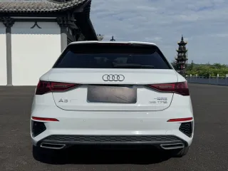 Audi A3 2022 — фото 4 из 27