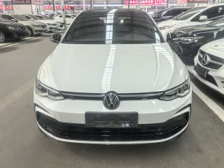 Volkswagen Golf 2022 — фото 2 из 8