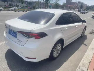 Toyota Corolla 2022 — фото 2 из 7