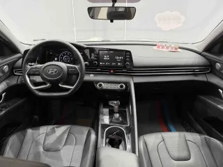 Hyundai Elantra 2022 — фото 3 из 13
