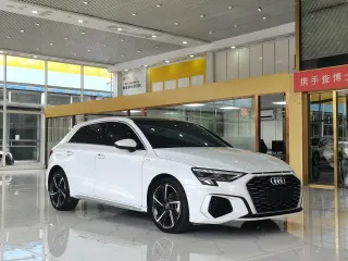 Audi A3 2022 — фото 3 из 11