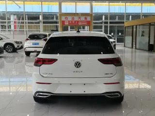 Volkswagen Golf 2022 — фото 3 из 9