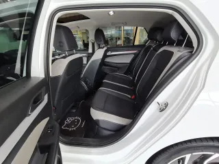 Volkswagen Golf 2022 — фото 6 из 9