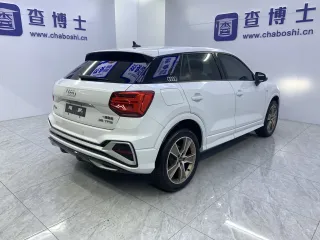 Audi Q2 2022 — фото 23 из 39