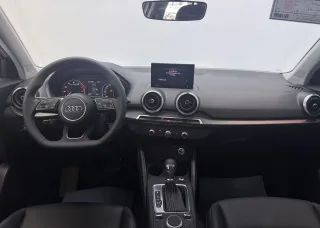 Audi Q2 2021 — фото 15 из 26