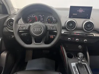 Audi Q2 2021 — фото 14 из 26