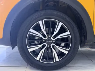 Kia KX3 2022 — фото 17 из 23