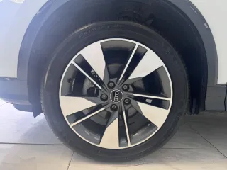 Audi Q2 2022 — фото 35 из 54