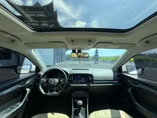Skoda Karoq 2022 — фото 38 из 58